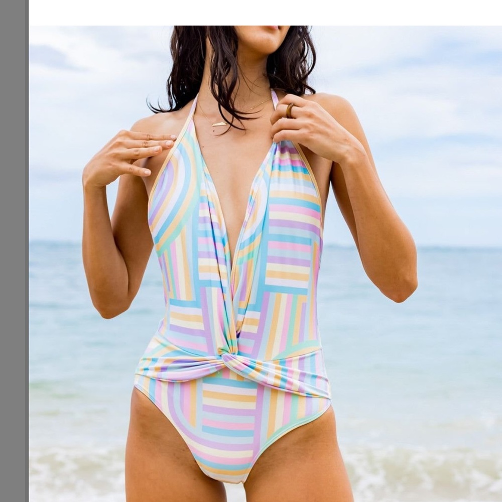 Kenny Flowers One Piece North Shore NWOT Small